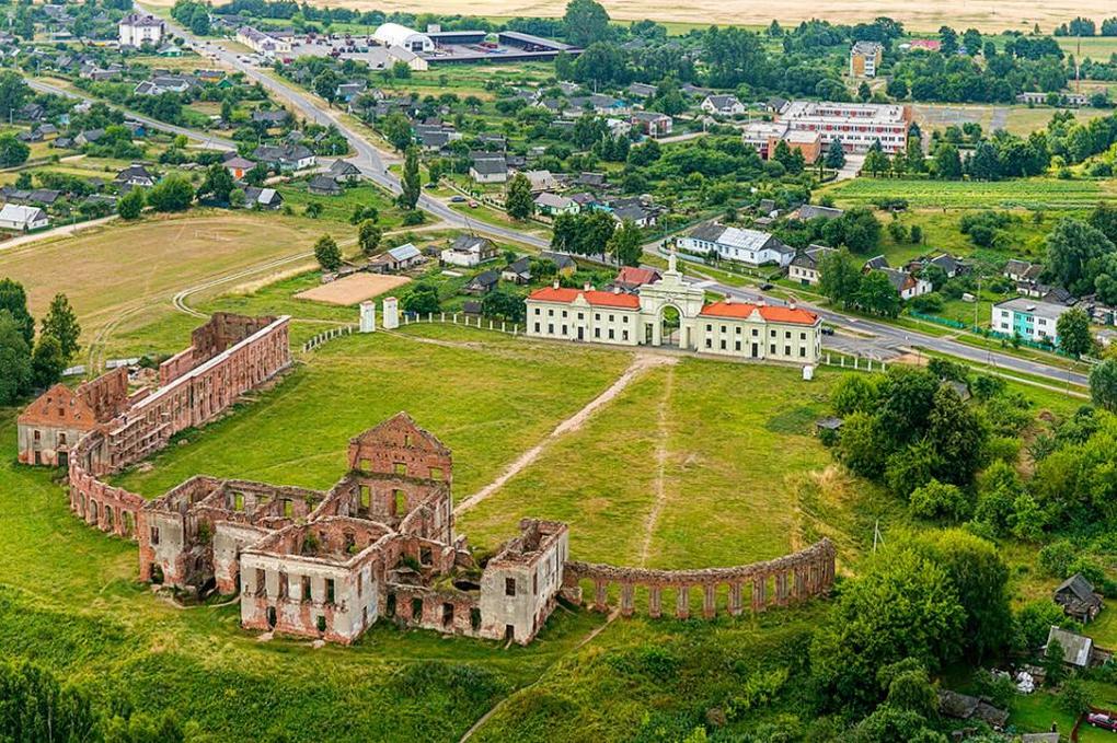 Фото замок сапегов в ружанах