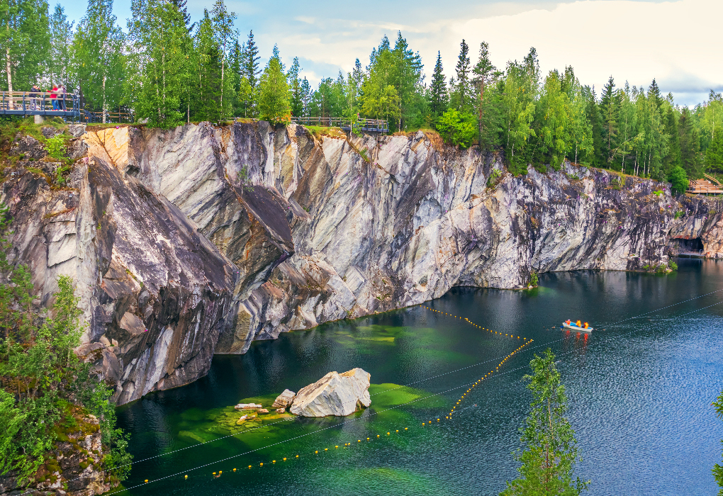 Горный парк Рускеала весной фото